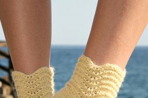 Ажурные носки спицами: схемы
